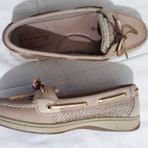 Sperry Top-Sider  sizes 6